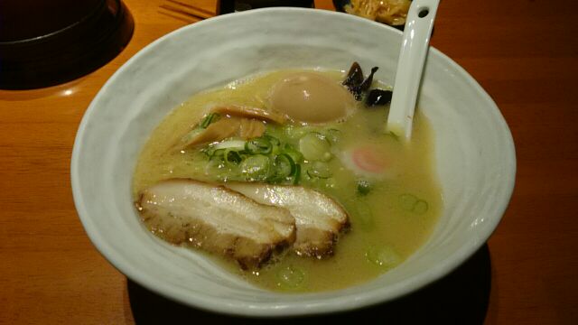 麺工房 弾のレポート写真1（レッツなシニア）