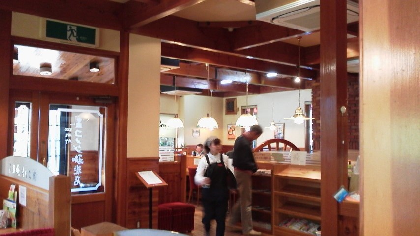 コメダ珈琲店 多治見住吉店のレポート写真4（瀬戸の人）
