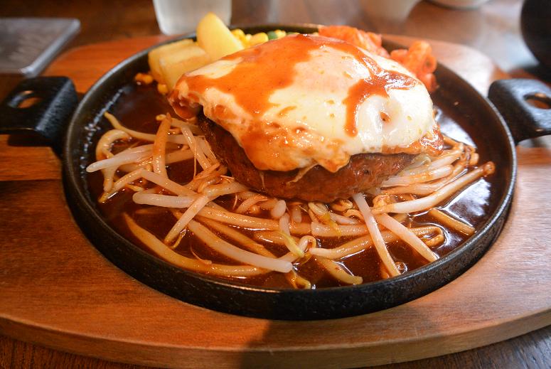 ハンバーグのお店 ダゼリオのレポート写真1（レッツなシニア）