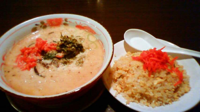 十六代目 哲麺 大垣上面店のレポート写真2（ラッキールーラーじゃん）