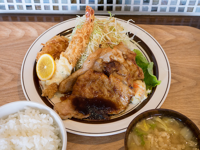 洋食 おかだのレポート写真1（レッツなヤング）