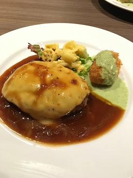 洋食屋 Pannonicaのレポート写真1（マロン）
