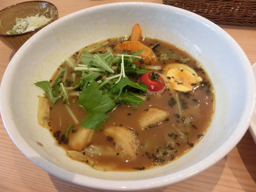 スープカレー専門店 Monkey SPICEのレポート写真2（レッツなミドル）