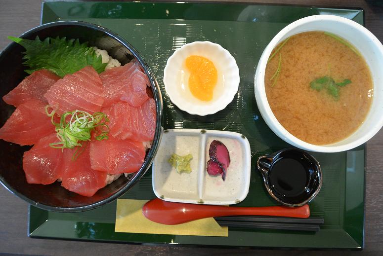 海鮮丼専門店 とっとやのレポート写真3（レッツなシニア）