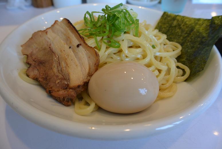 ぶっと麺しゃにむにのレポート写真2（レッツなシニア）