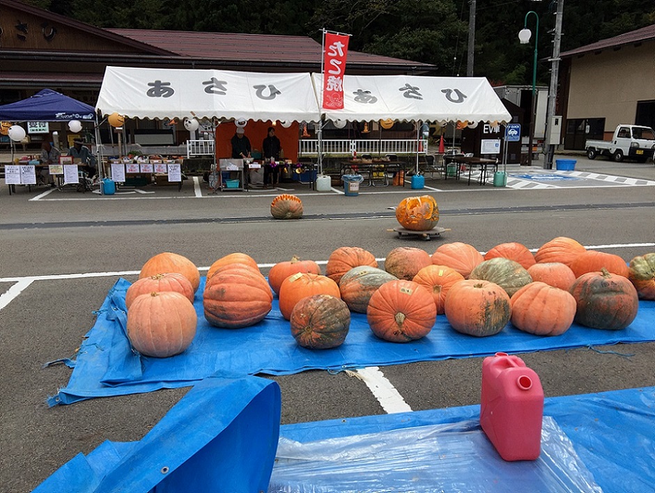 道の駅 ひだ朝日村のレポート写真4（瀬戸の人）