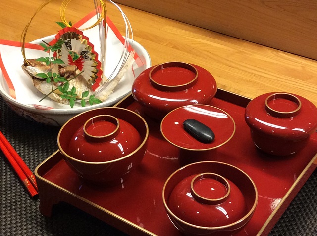 お食い初め膳(3,600円)。※要予約、当日不可