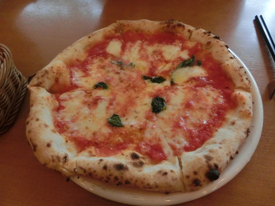 Pizzeria SPADAのレポート写真1（レッツなミドル）