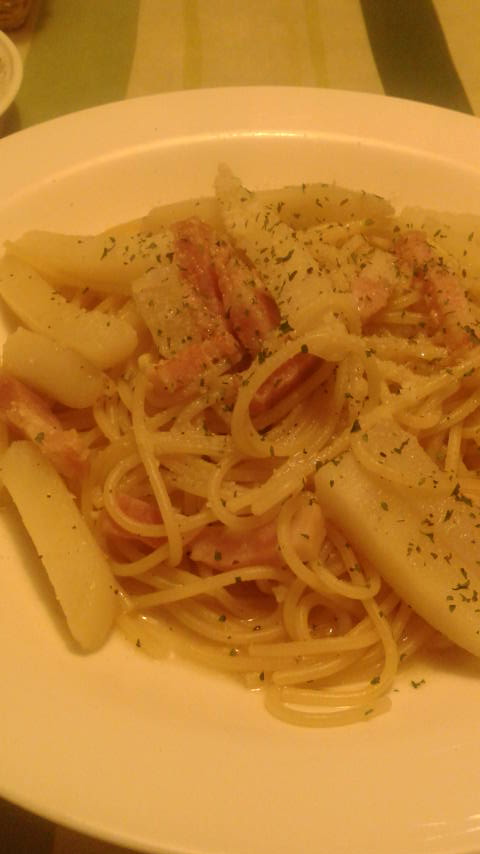 PIZZA SPAGHETTI POMODOROのレポート写真1（ポニョ）