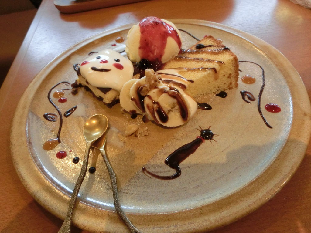 cafe ajaraのレポート写真4（レッツなミドル）