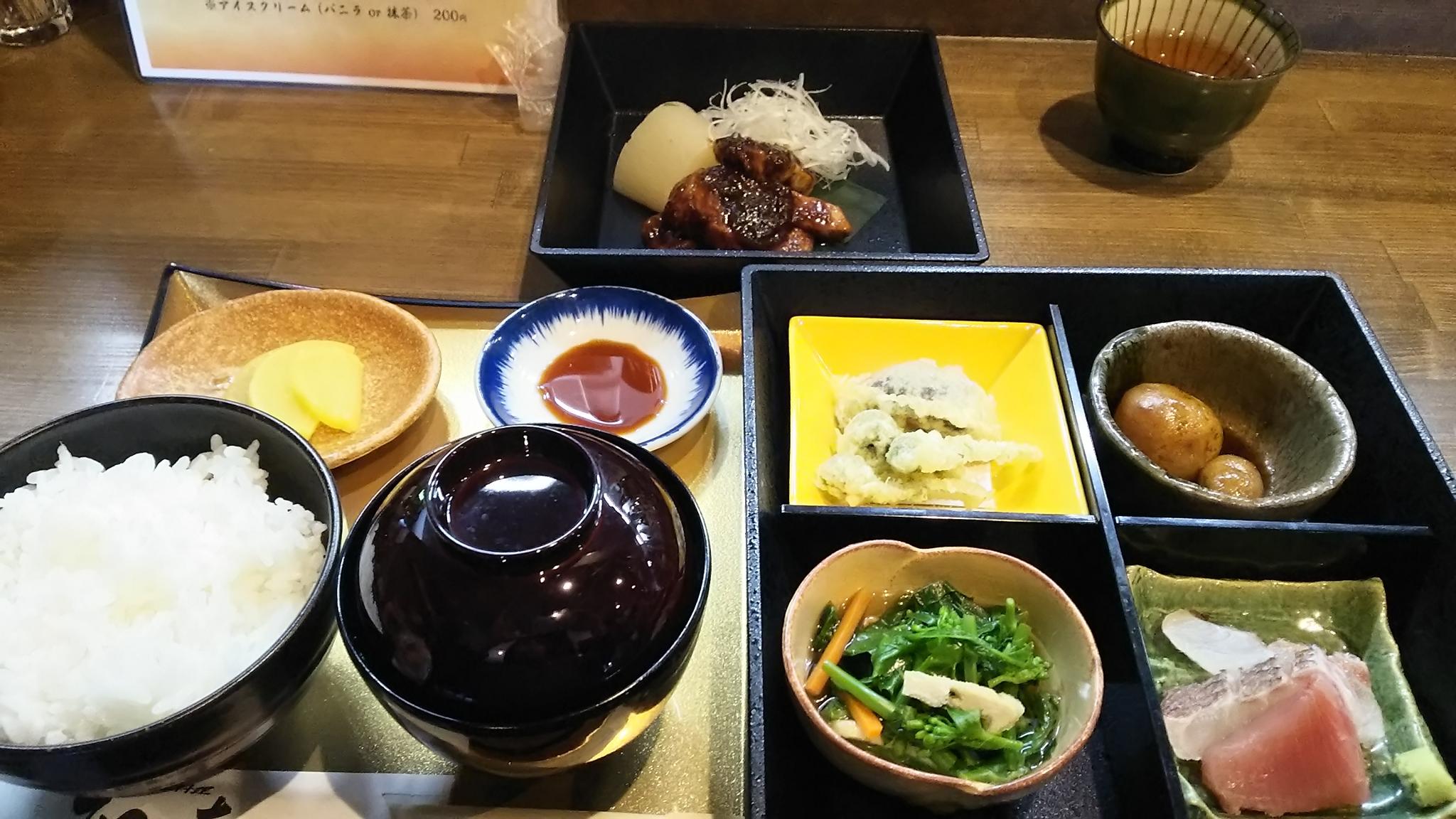 旨いもん料理 みのいちのレポート写真1（める）
