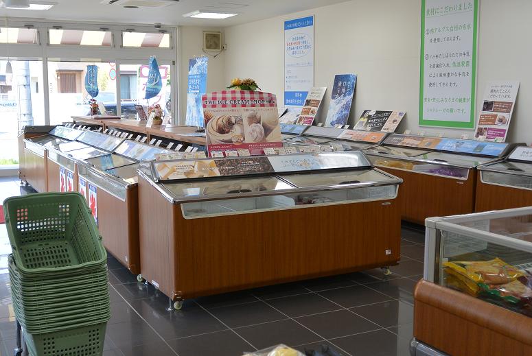 シャトレーゼ 則武店のレポート写真2（レッツなシニア）