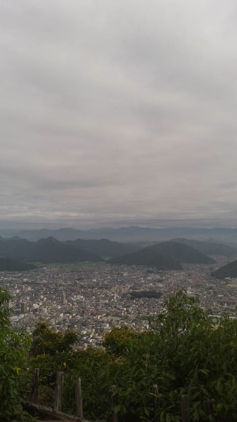 めい想の小径(登山道)のレポート写真1（ポニョ）