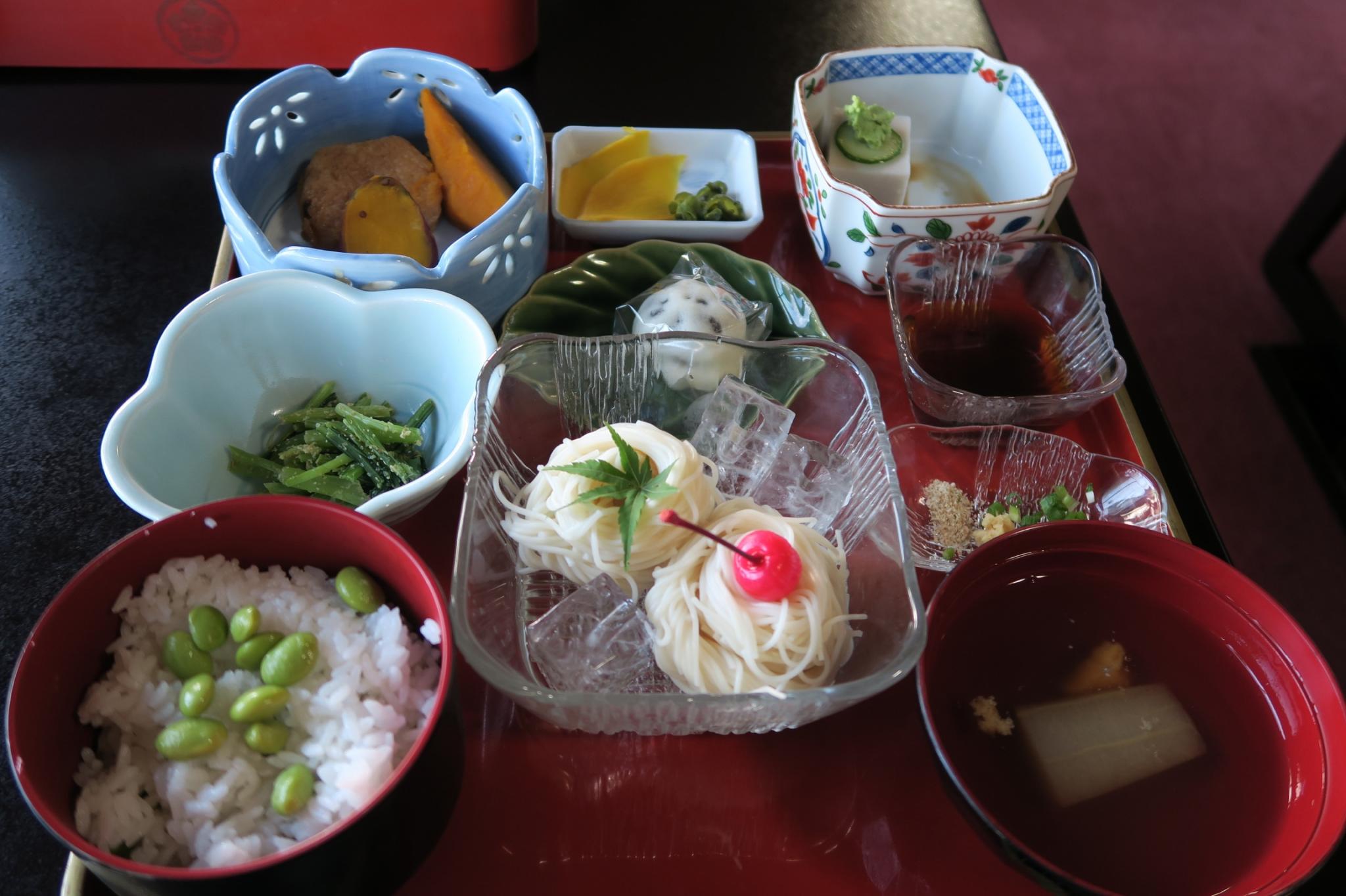 湯元 湯華の郷のレポート写真1（みずほのトヤマ）