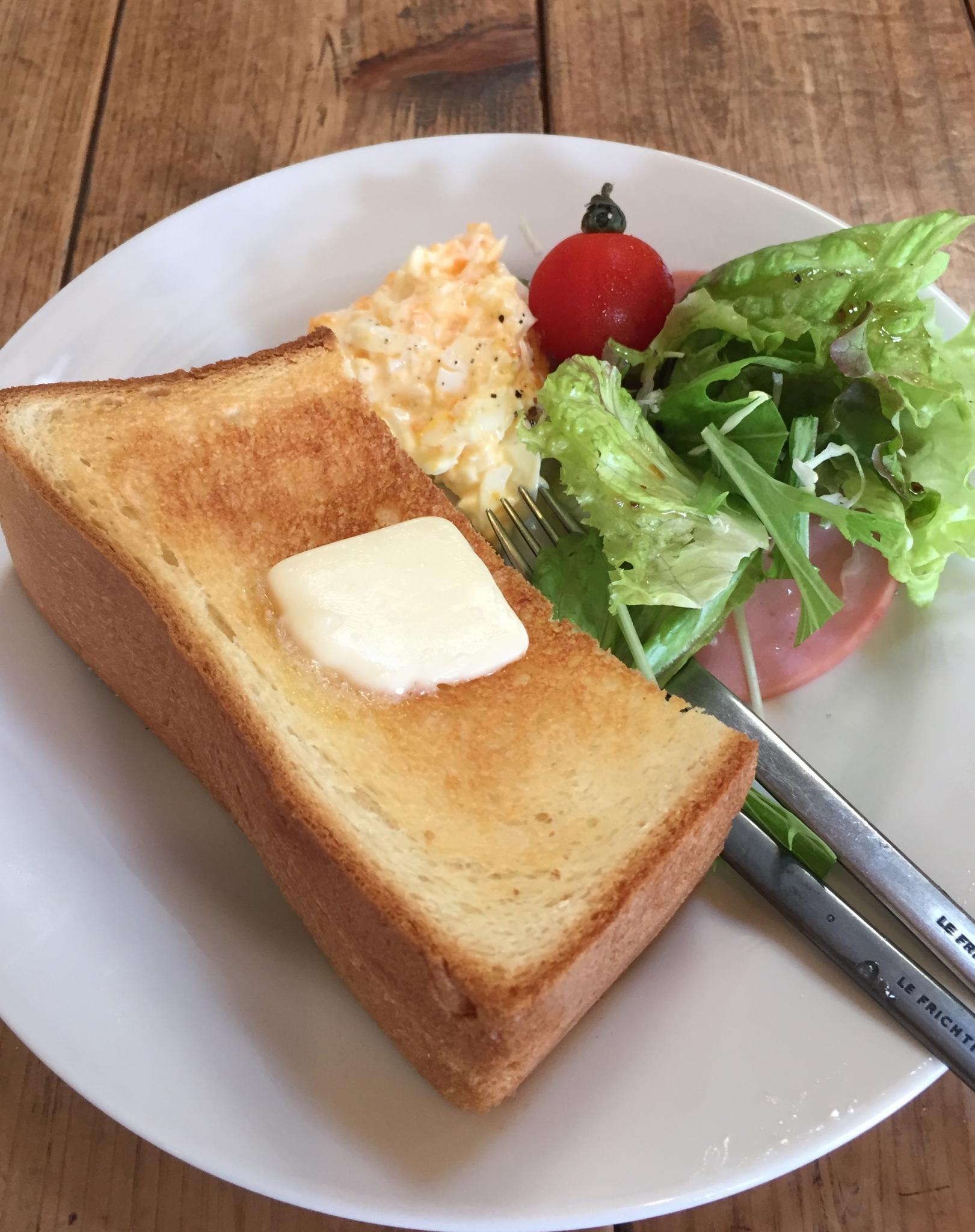 カフェとカバンのレポート写真2（結衣）