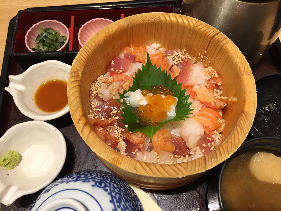 おひつごはん四六時中 モレラ岐阜店のレポート写真2（ラッキールーラーじゃん）