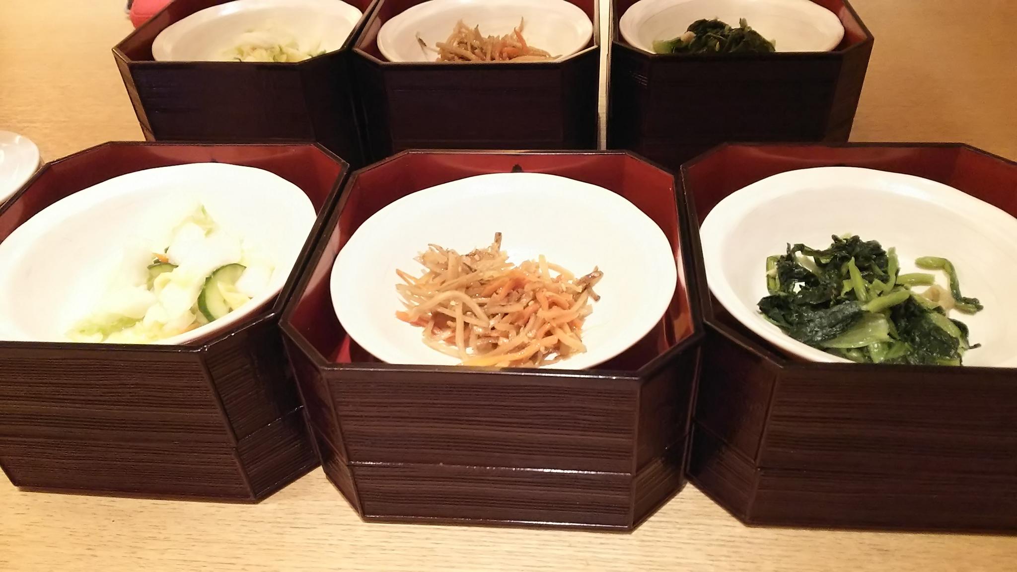 大かまど飯 寅福のレポート写真2（める）