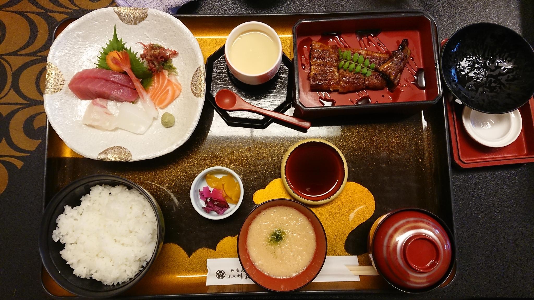 本家 和食処 川喜 美濃加茂店のレポート写真1（レッツなミドル）