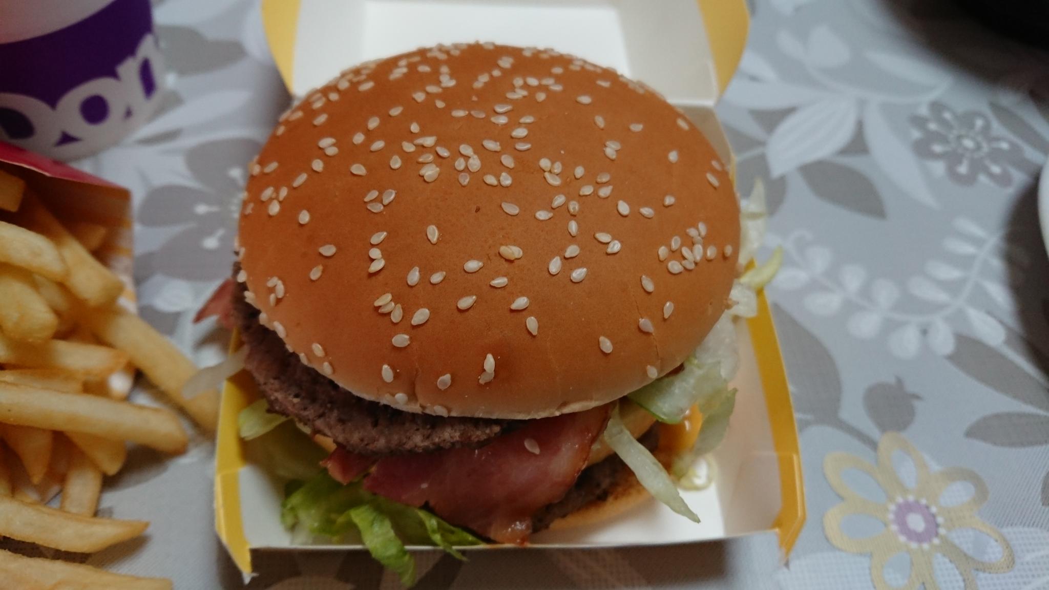 マクドナルド美濃加茂バロー店のレポート写真2（レッツなミドル）