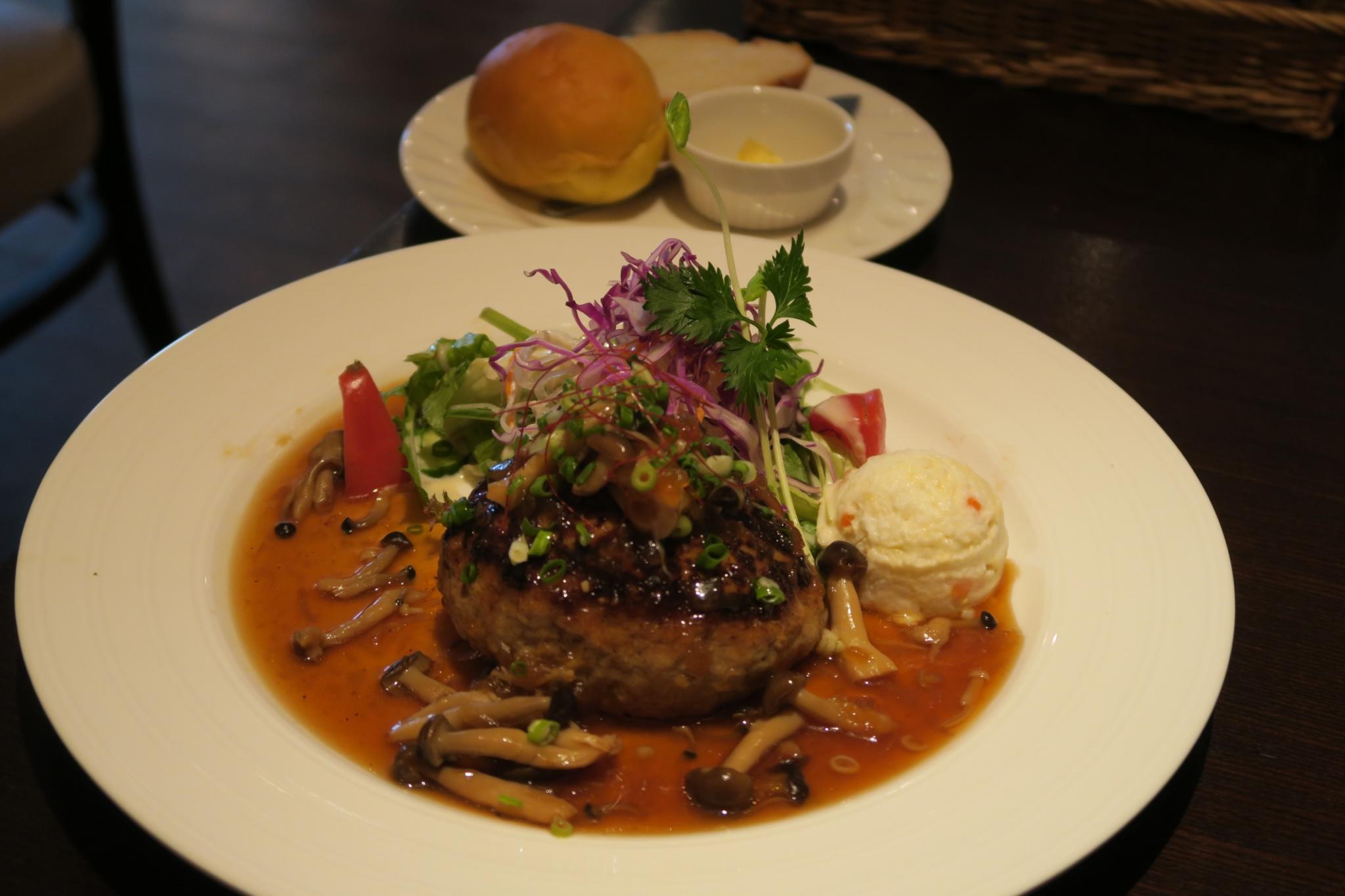 洋食dining TOM'S惣YAのレポート写真1（みずほのトヤマ）