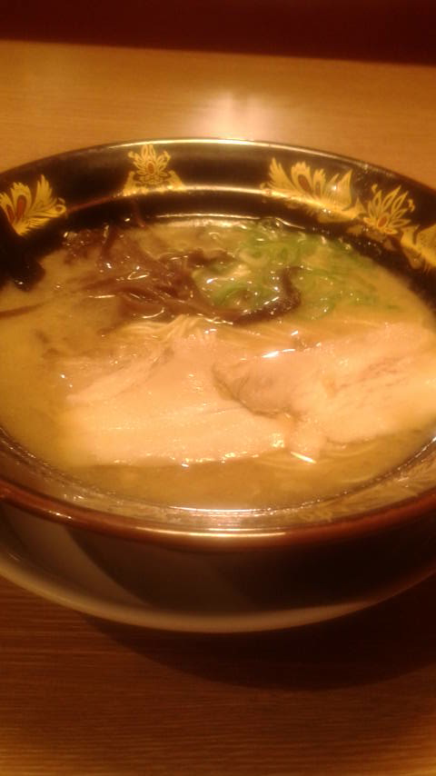 野菜ラーメン 天神のレポート写真1（ポニョ）