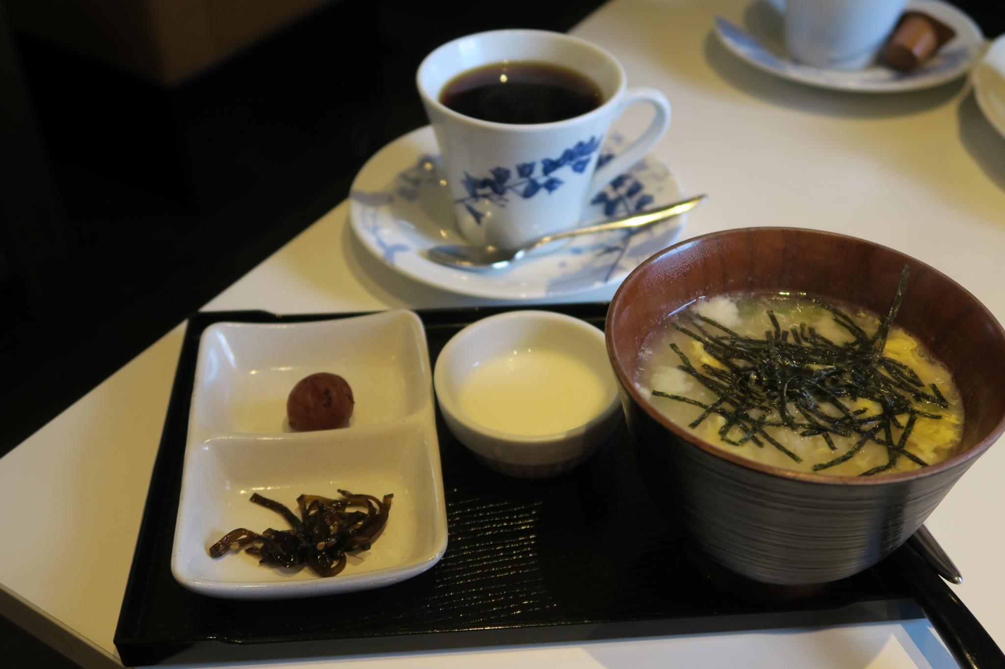コンテナカフェ カプリスのレポート写真1（みずほのトヤマ）