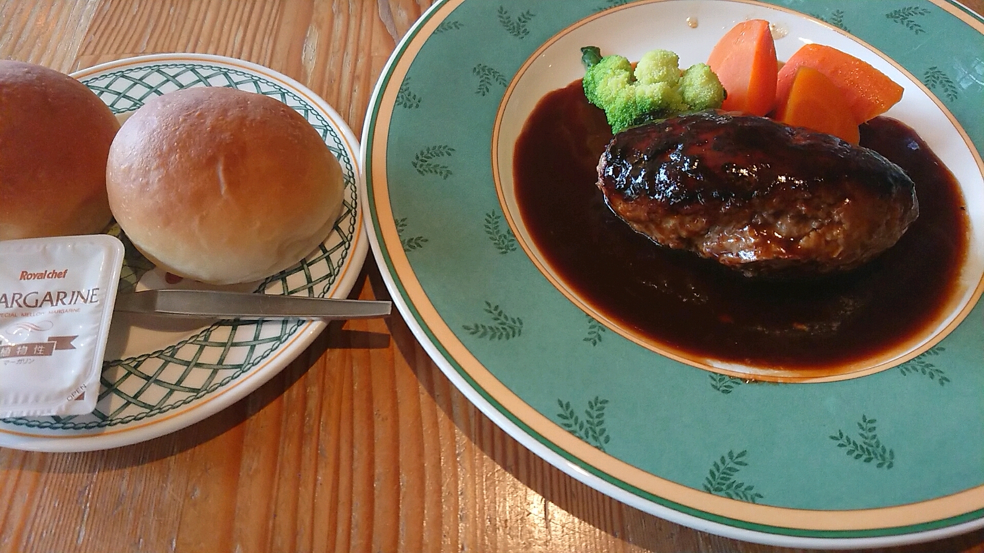 西洋飲食館 Fujiiのレポート写真3（ヨゼ）