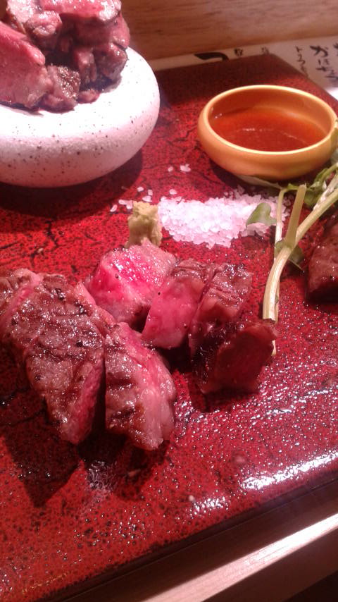 熟成肉と飛騨牛 座頭牛のレポート写真2（ポニョ）