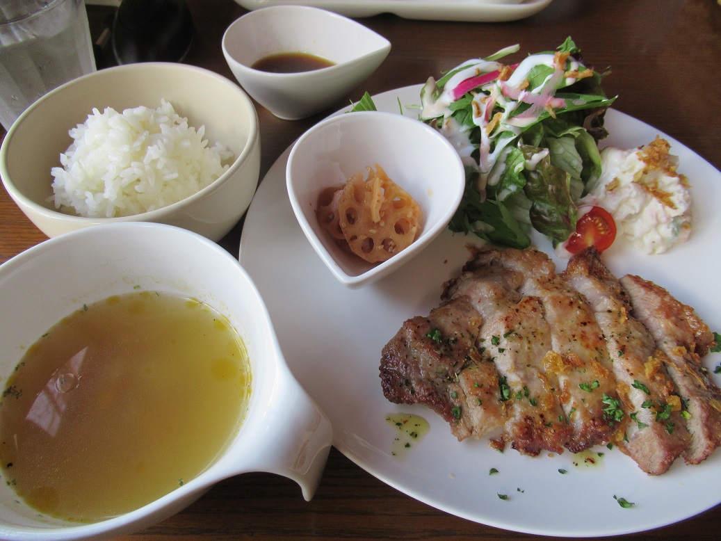 iq cafe&diningのレポート写真4（ラッキールーラーじゃん）