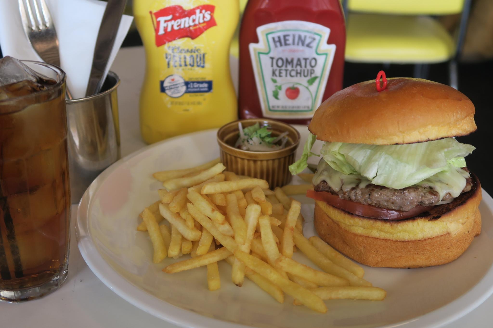 Cafe America Chorky's DINERのレポート写真1（みずほのトヤマ）