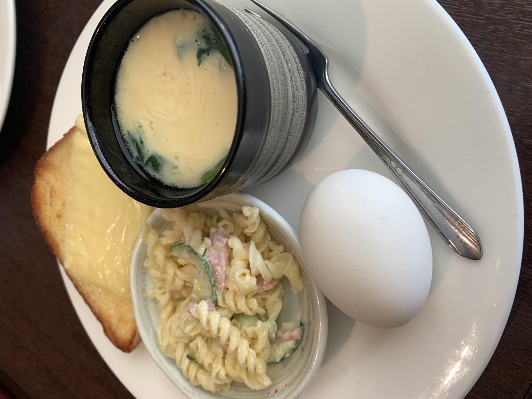 CAFE LOUNGE Sent Georgeのレポート写真1（ポニョ）
