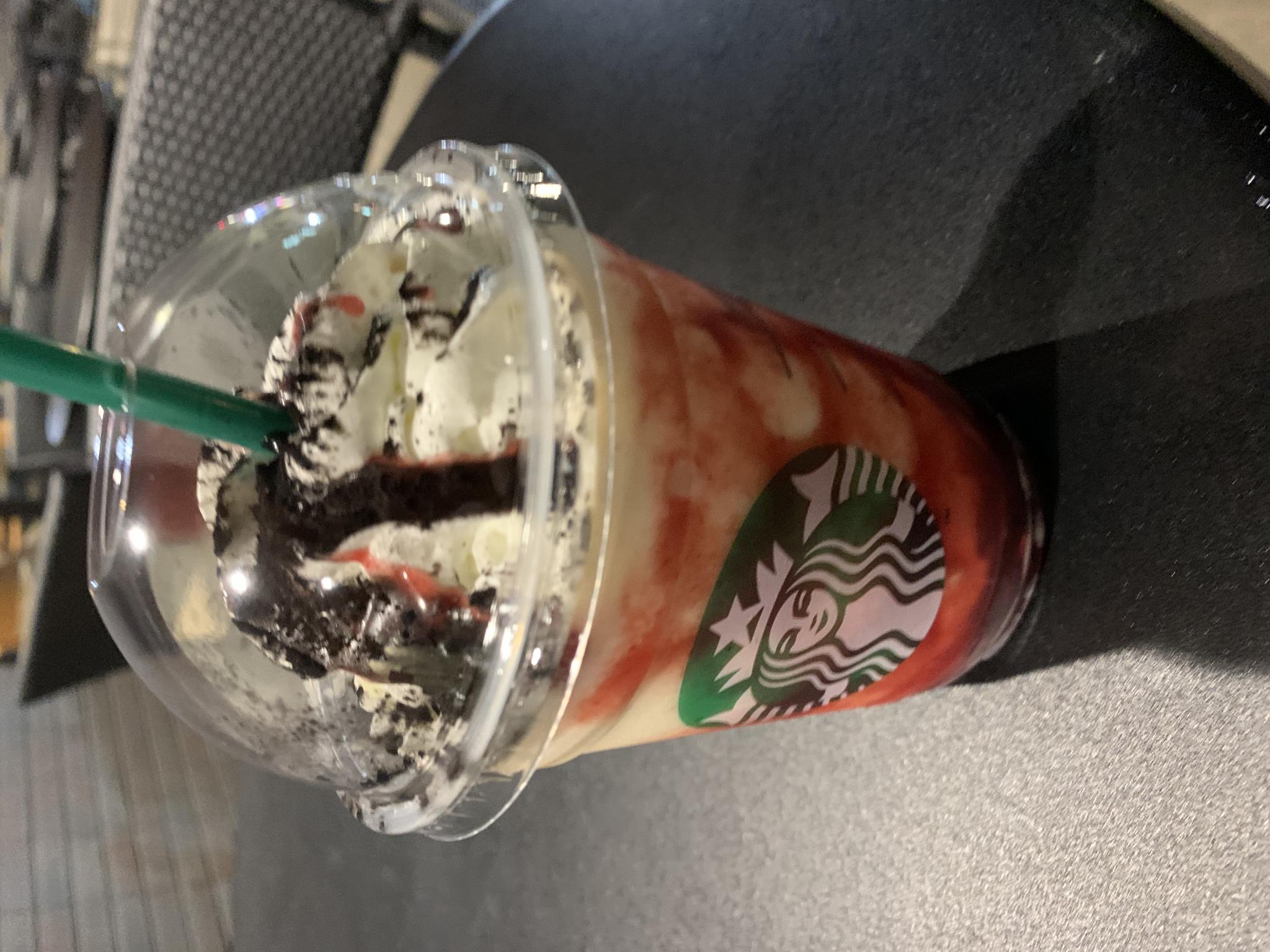 スターバックスコーヒー 美濃加茂新池店のレポート写真1（ポニョ）