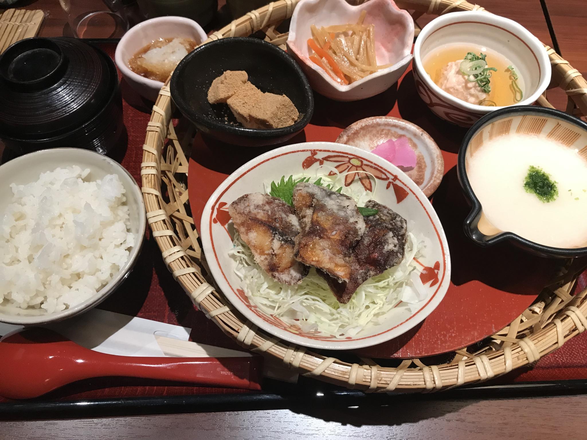 とんかつととろろ膳 かつ麦のレポート写真1（まなみ）