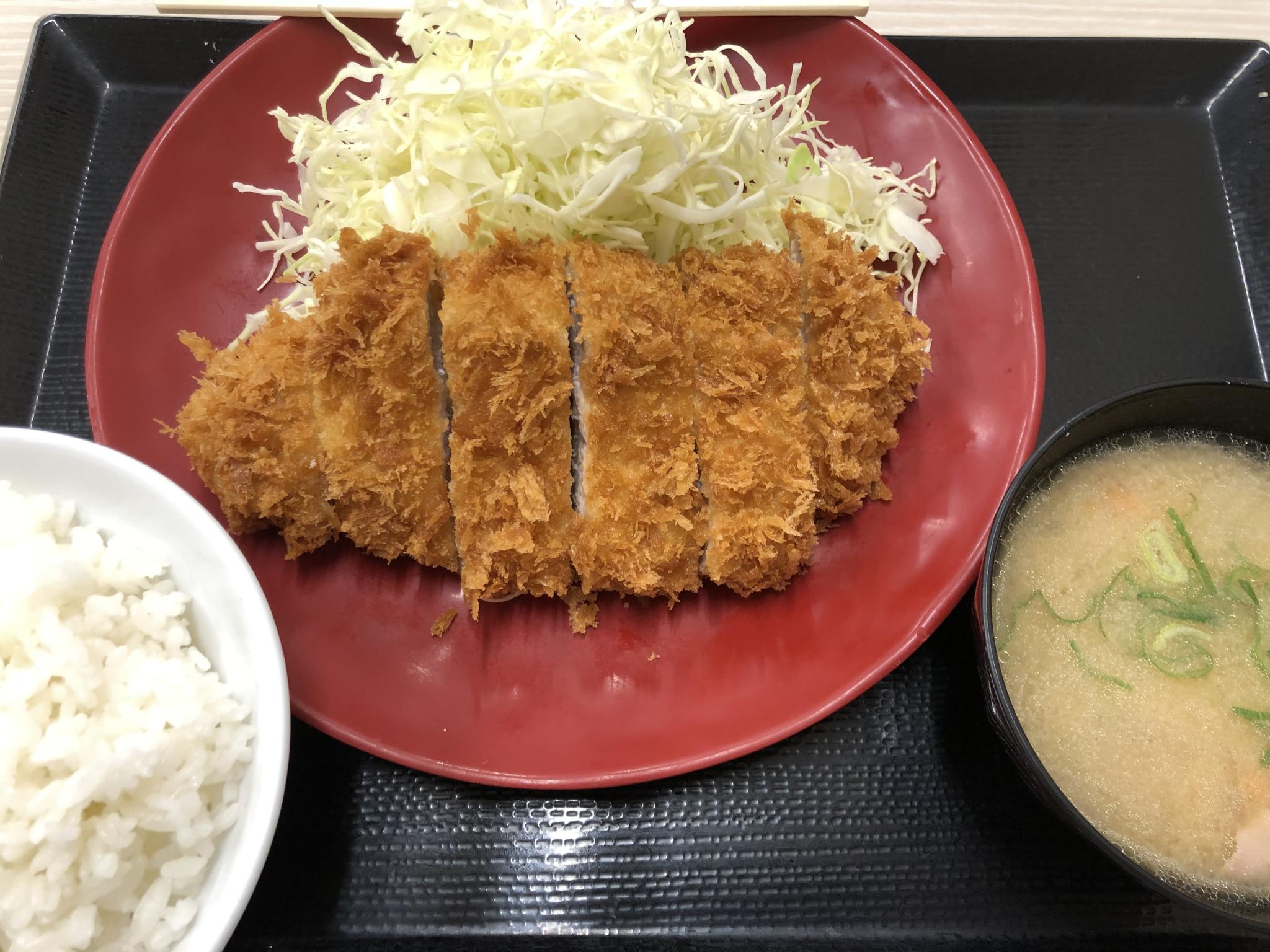 かつや 岐阜大垣店のレポート写真1（にしこ）