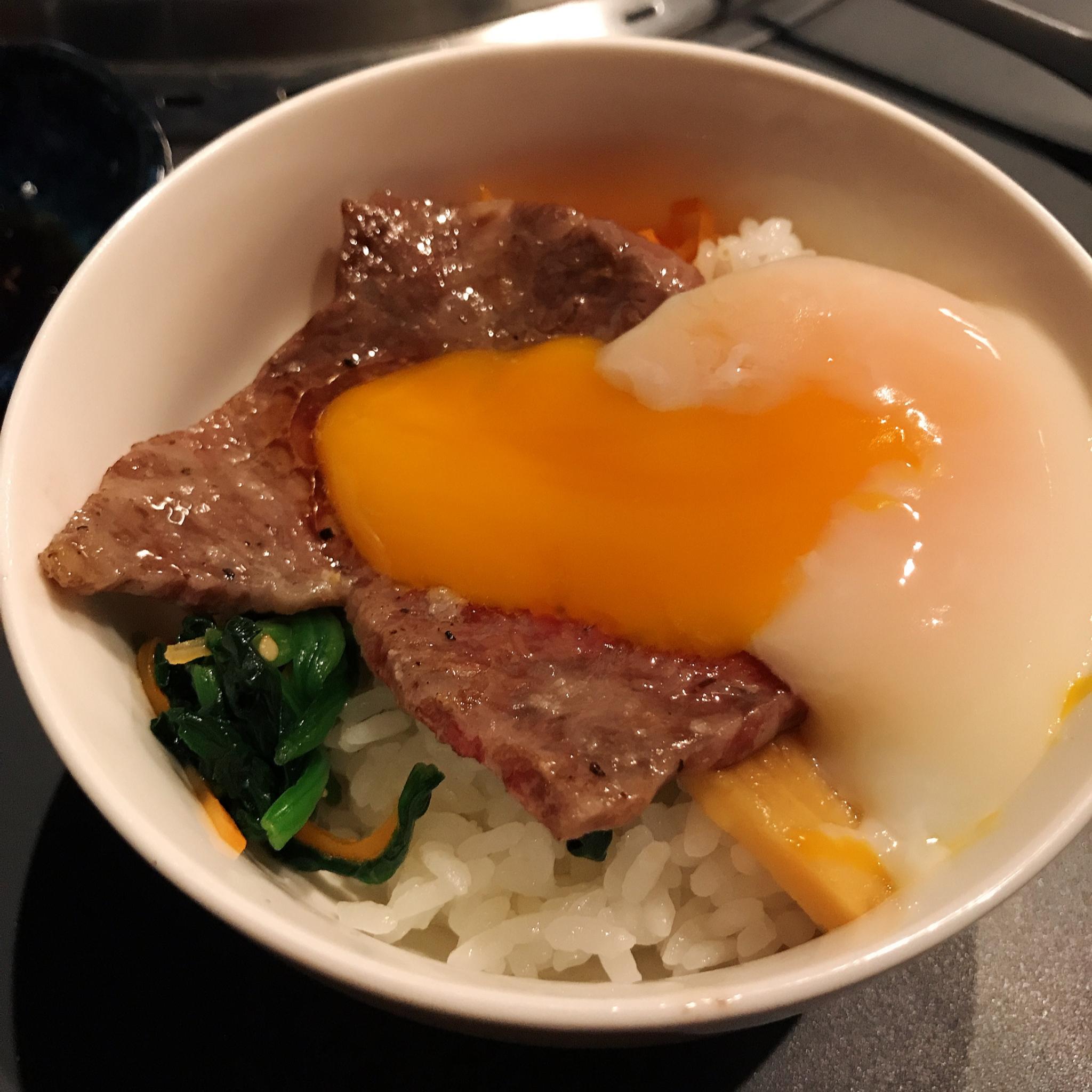 孝作とアームストロングの肉とけむりのレポート写真4（岐阜の食いしん坊担当）