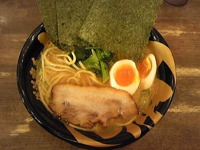 横浜家系ラーメン 力道家 本店のレポート写真1（じゅん）