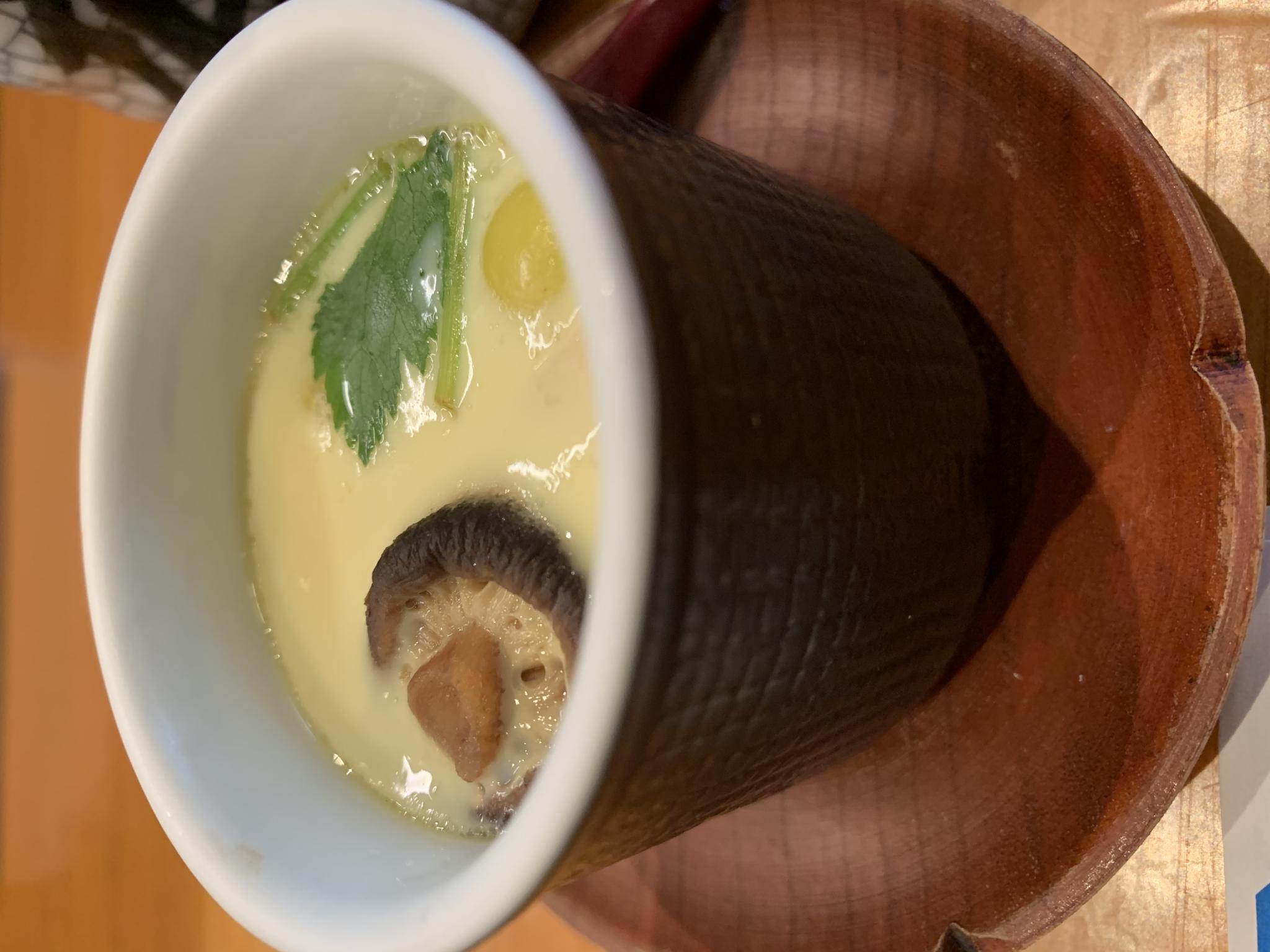 千成寿司 茜部支店のレポート写真2（ポニョ）