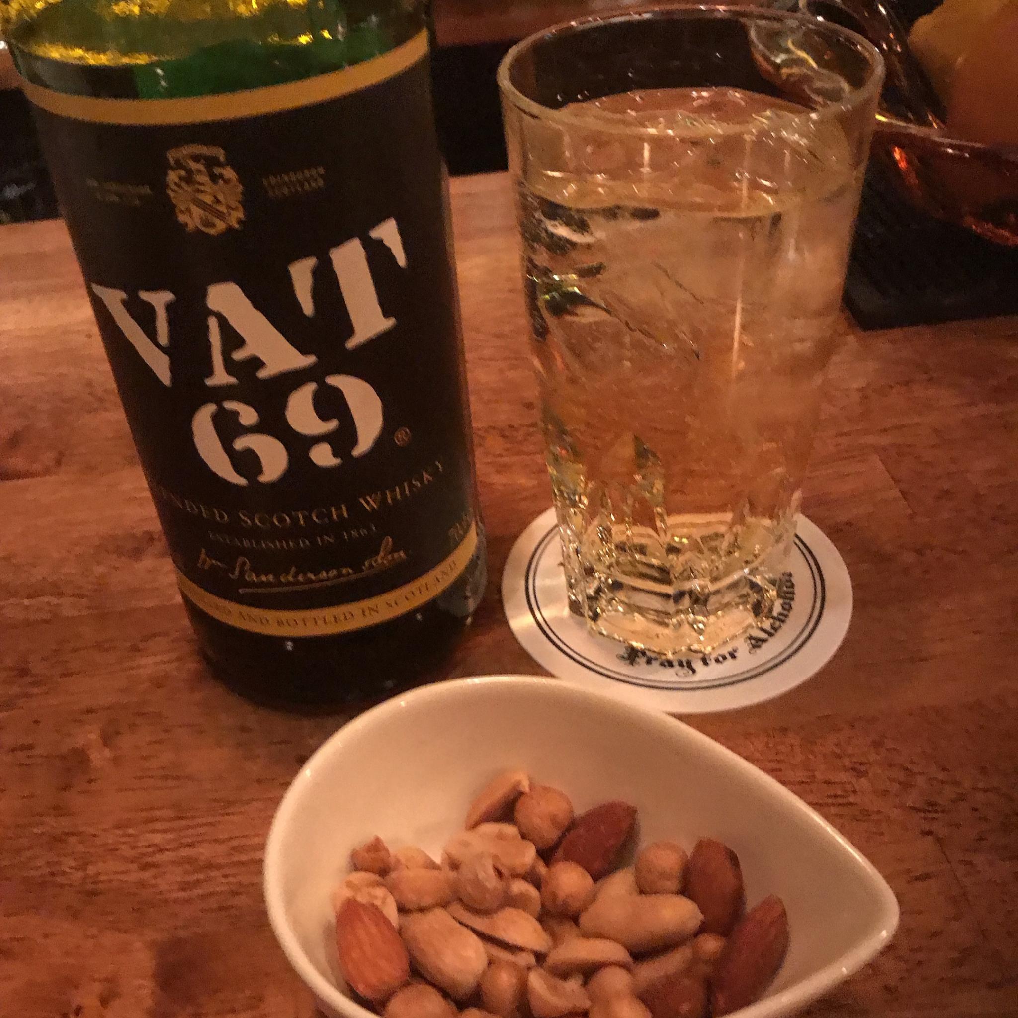 bar 月と睡蓮のレポート写真4（岐阜の食いしん坊担当）