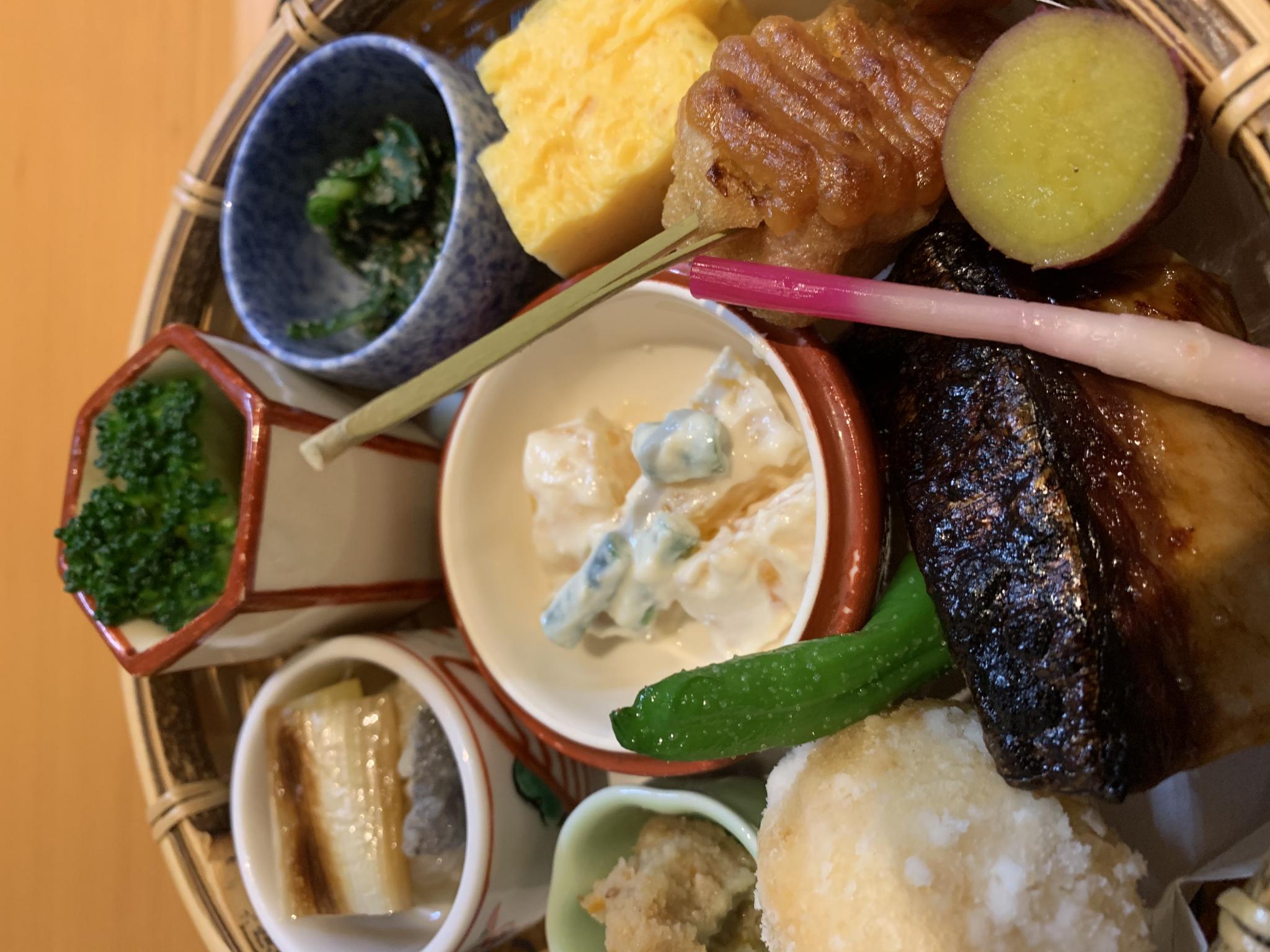 日本料理 雅味 近どうのレポート写真1（ポニョ）