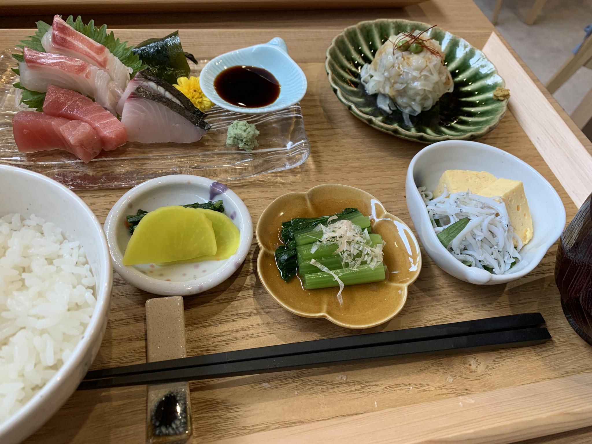 名古屋コーチン・季節料理 川あかりのレポート写真1（ポニョ）