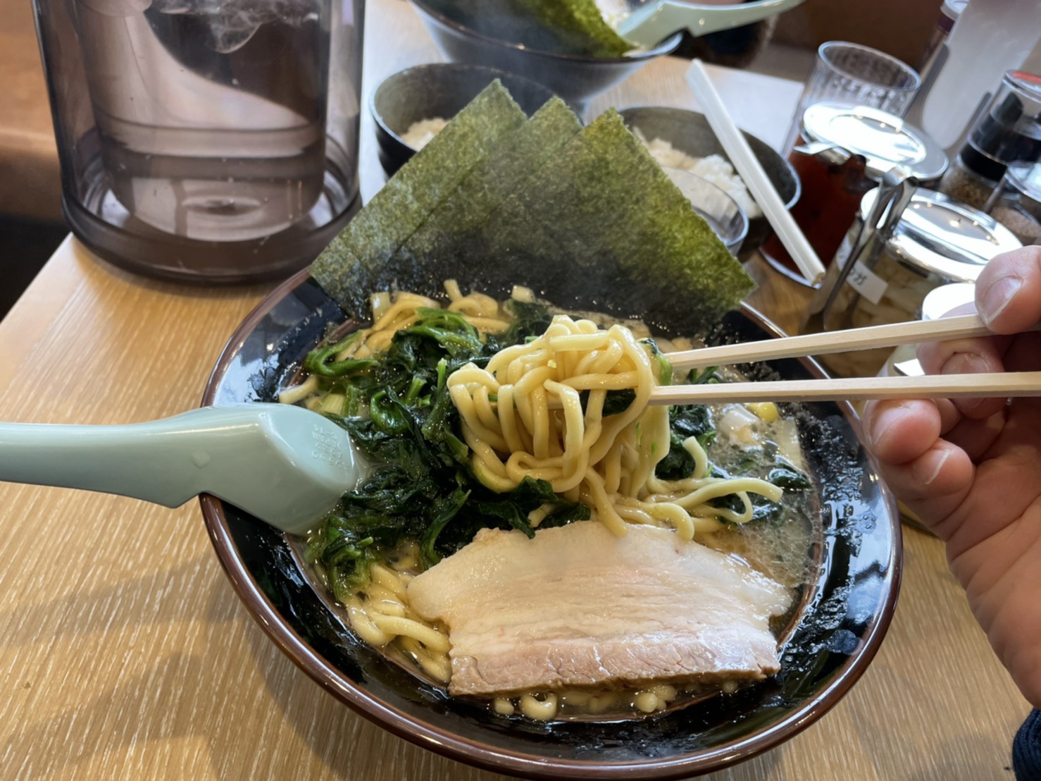 横浜家系ラーメン 一正家 柳津店のレポート写真3（えころん）