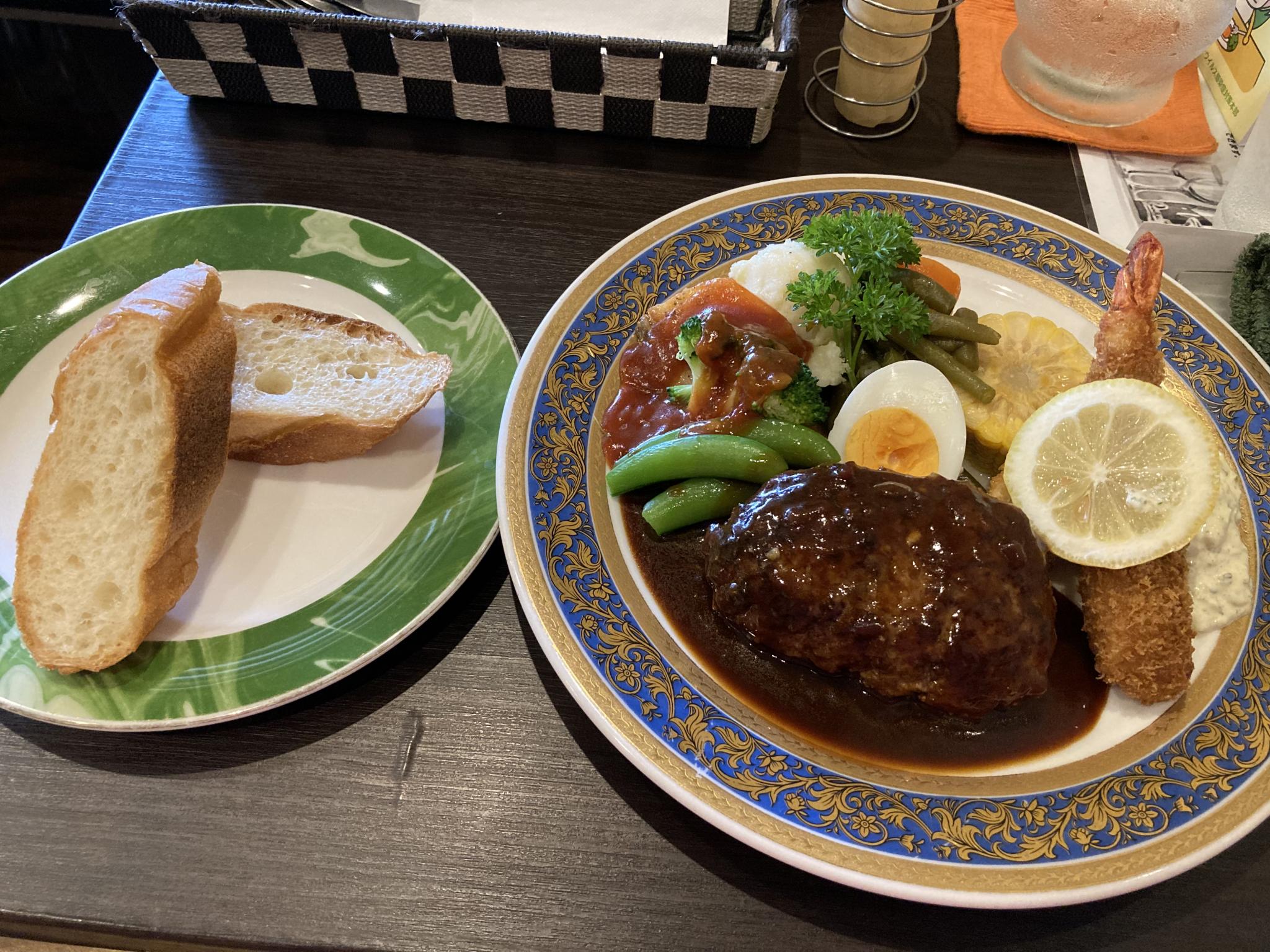 cafe brasserie マタギ亭のレポート写真1（みや）