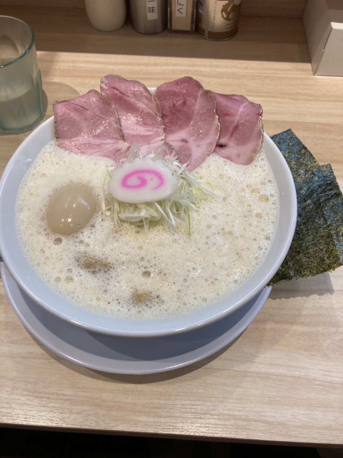 鶏そば 満つるのレポート写真1（えころん）