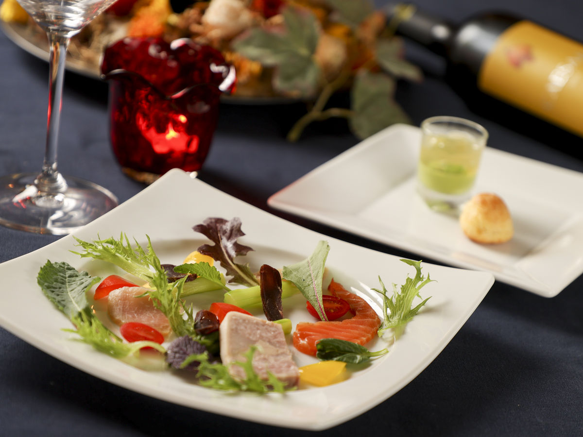 料理を目にする瞬間を思いながら｜料理を目にした瞬間に抱く気持ち。口にした時のよろこび。それが今までに...