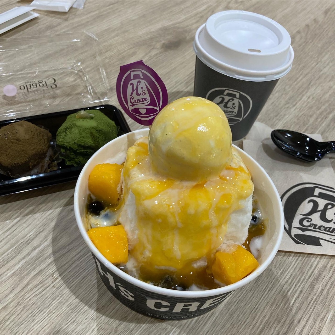 H''s CREAM イオンモール土岐店のレポート写真1（えころん）