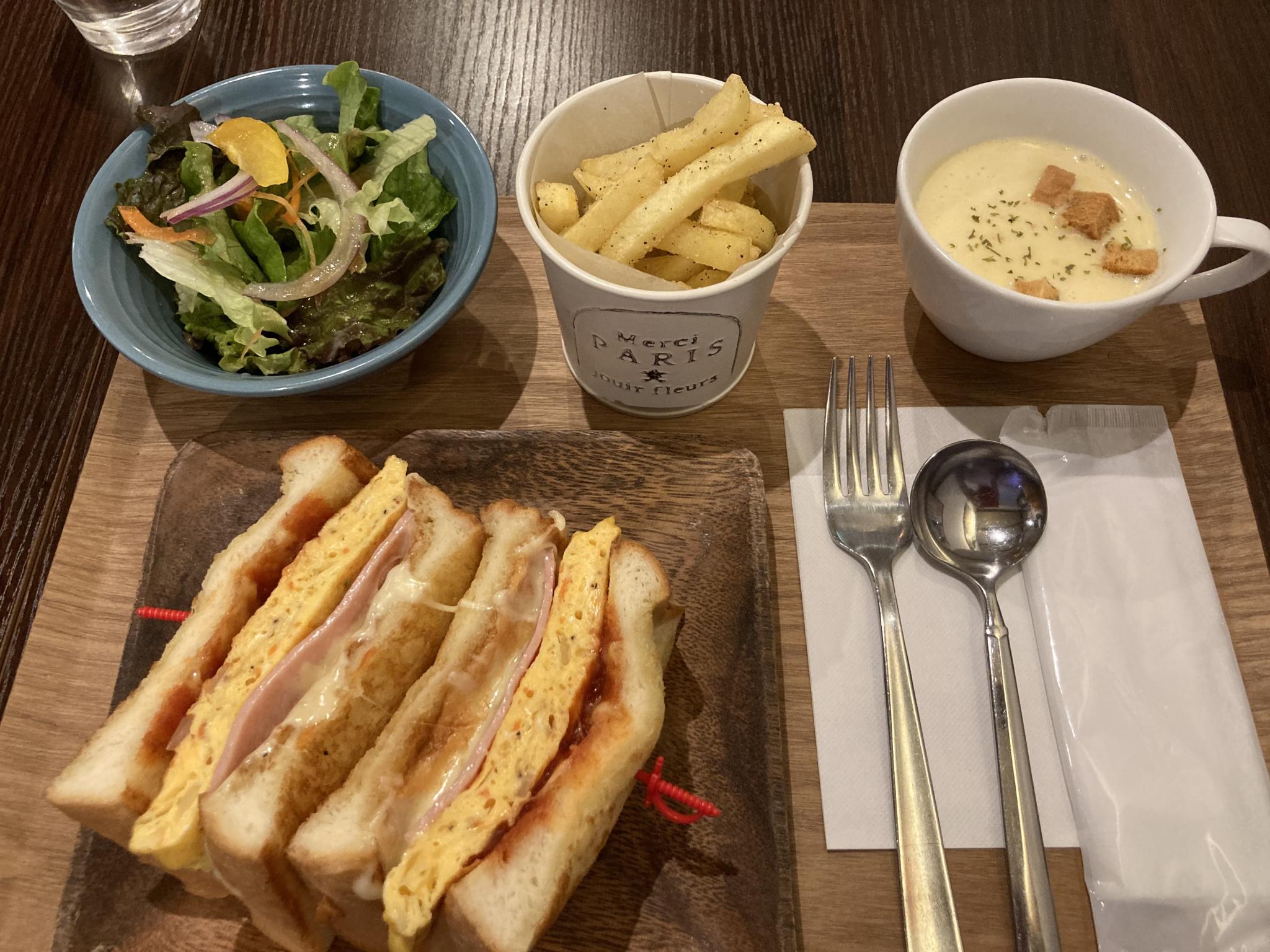 Bakery Cafe & Salon- HAND3のレポート写真2（えころん）