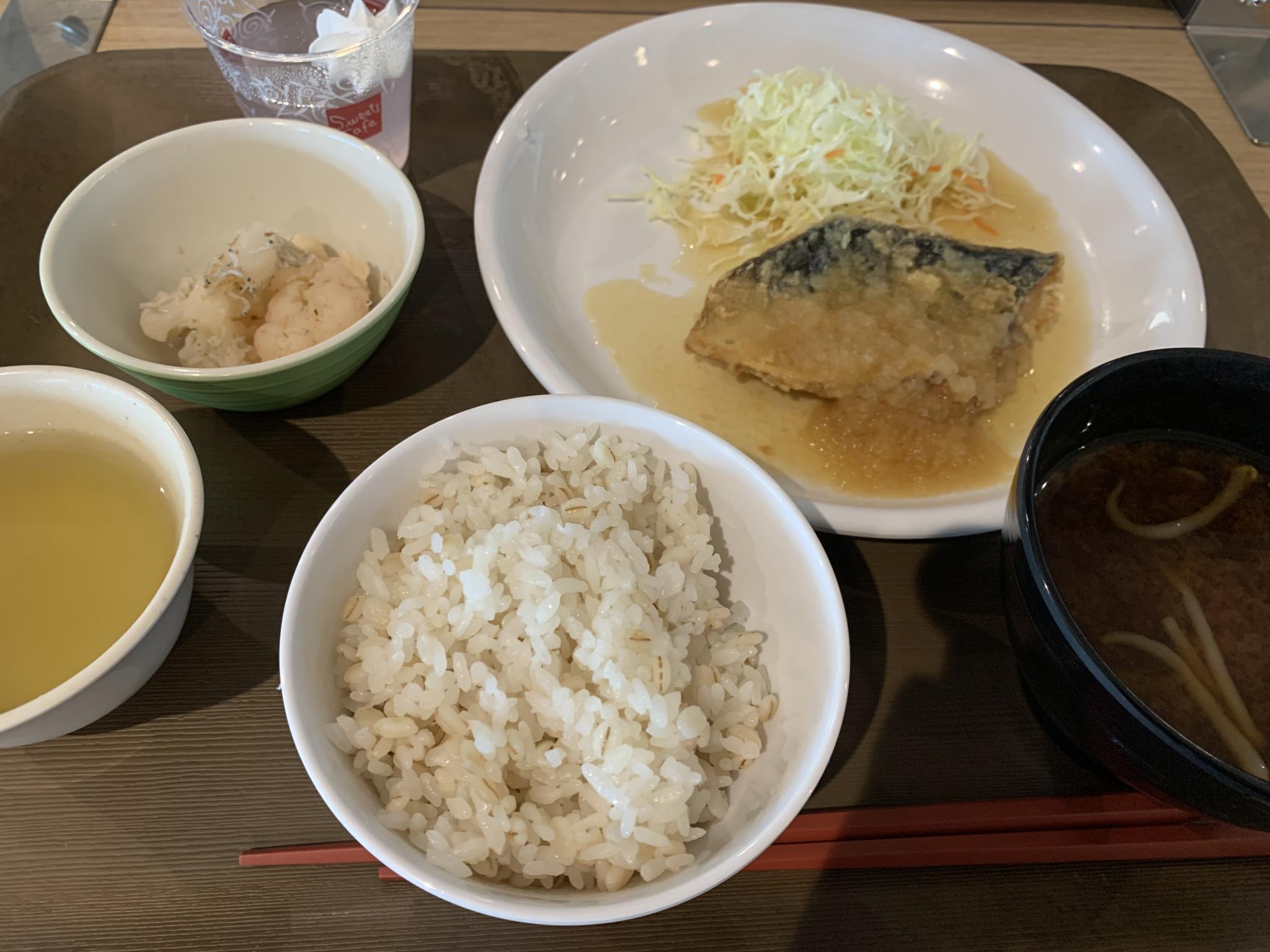 岐阜県庁職員食堂のレポート写真1（ポニョ）