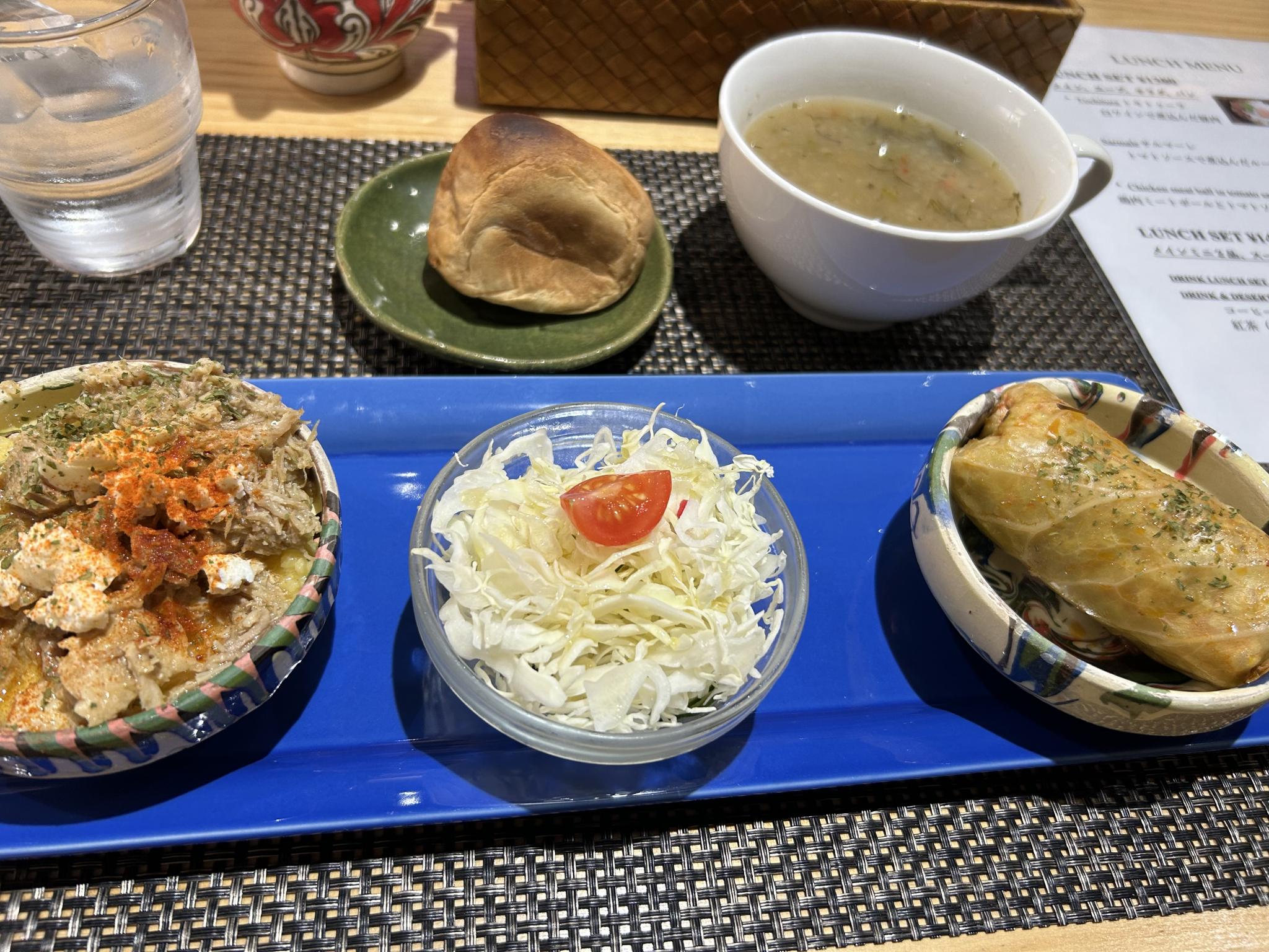夜詩部のレポート写真1（ポニョ）