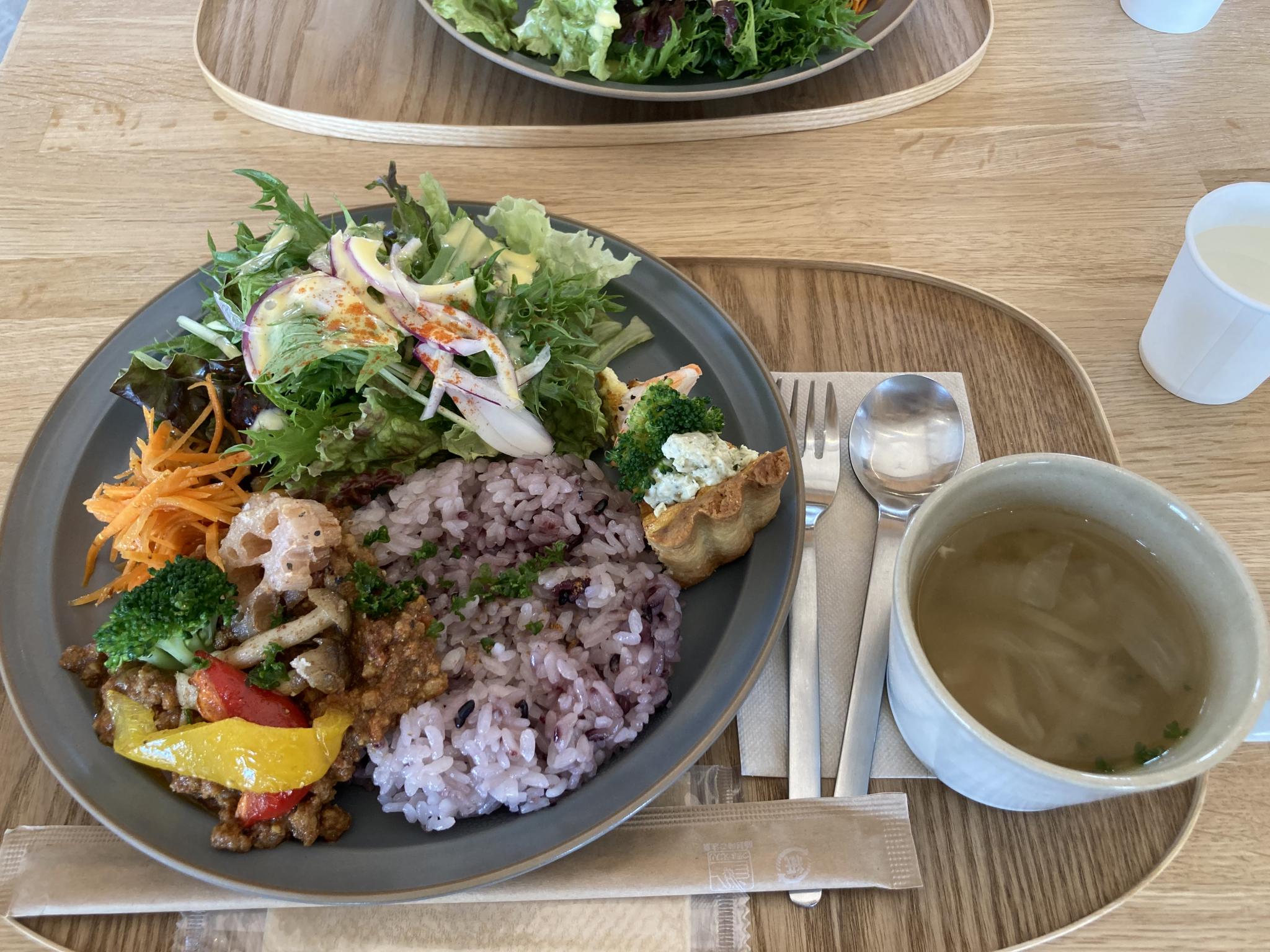 6 CAFEのレポート写真2（えころん）