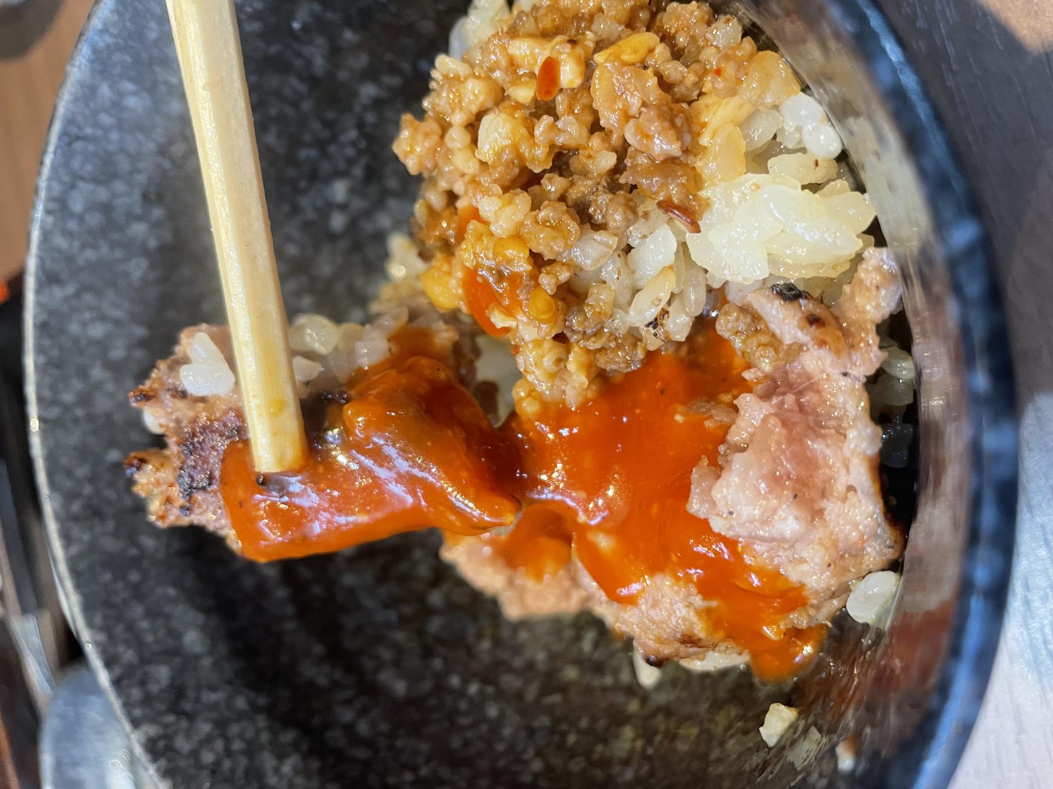 感動の肉と米 岐阜福光店のレポート写真3（岐阜の食いしん坊担当）